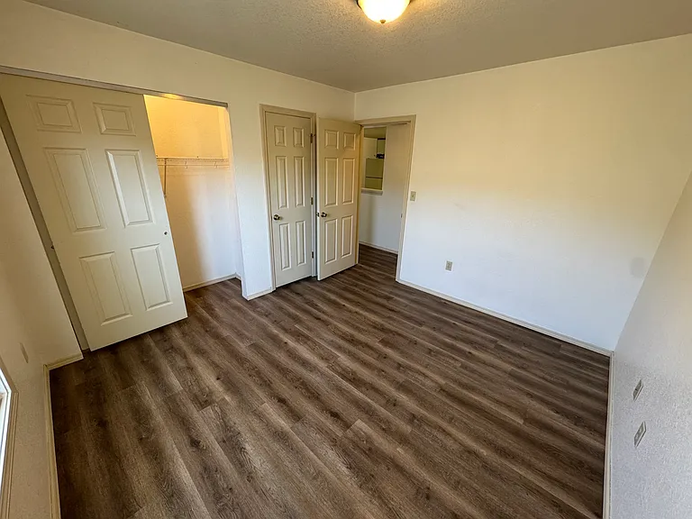 Clifton Height Apartments — Photo 41