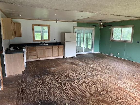 4th image of 56954 Appleblossom Dr