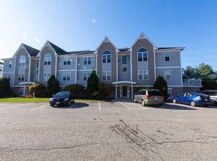 200 Roger Williams Ave UNIT 309, Rumford, RI 02916