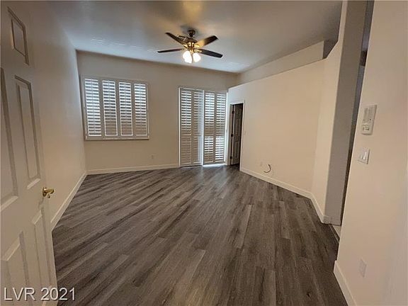 5th image of 3219 Sterlingshire Dr