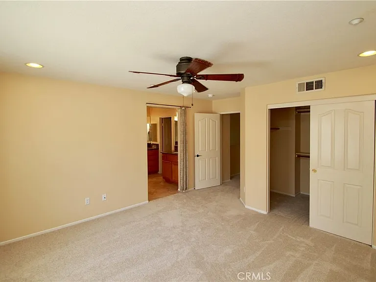 143 Topaz — Photo 9