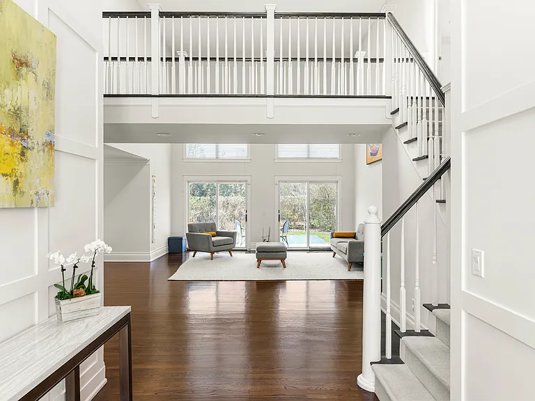 9 Fox Hollow Ln — Photo 2