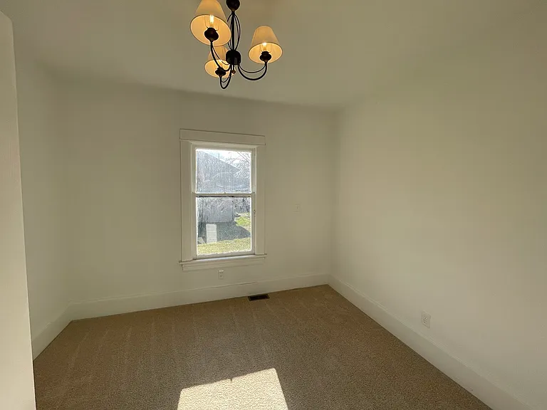 1006 Chittock Ave #A — Photo 8