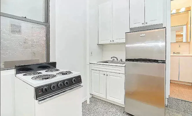 Rented by REAL New York | media 11