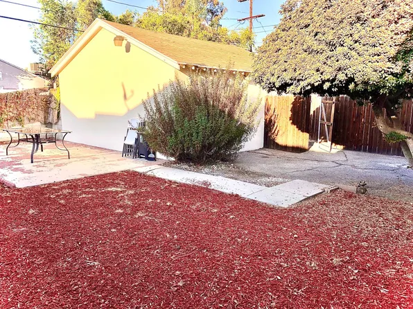 12413-15 Chandler Blvd, Valley Village, CA 91607