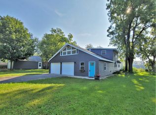 11075 Edgemere Ter, Roscoe, IL 61073