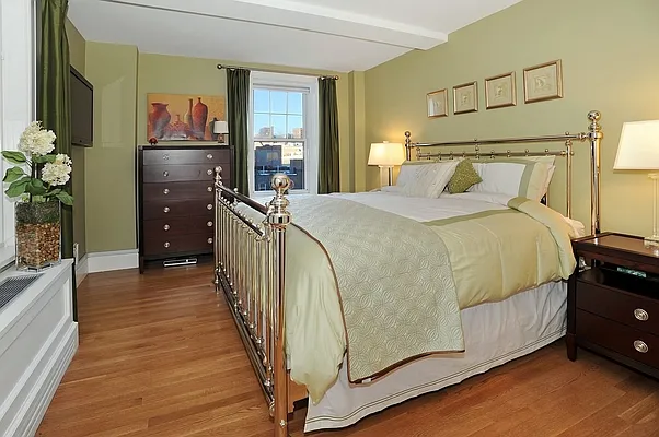 Sold by Corcoran | media 3