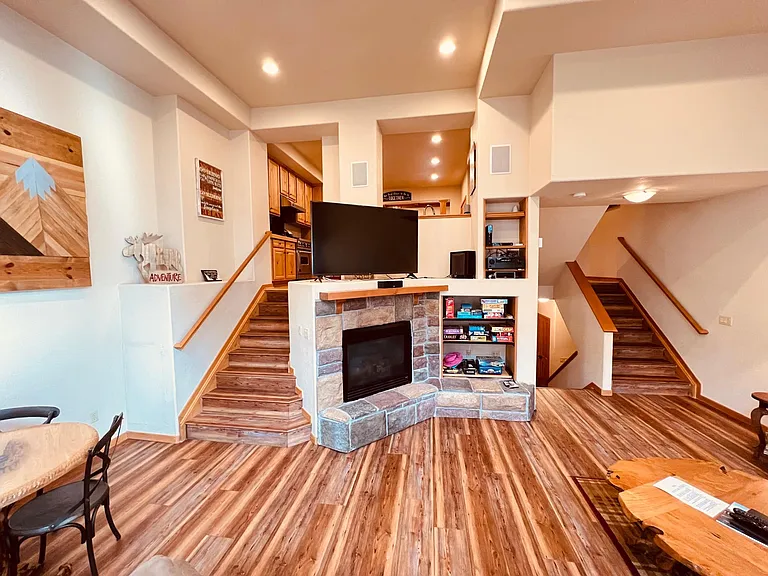 503 Red Quill Way — Photo 3