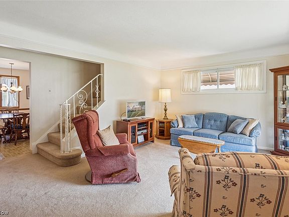 4th image of 21201 Carol Ave