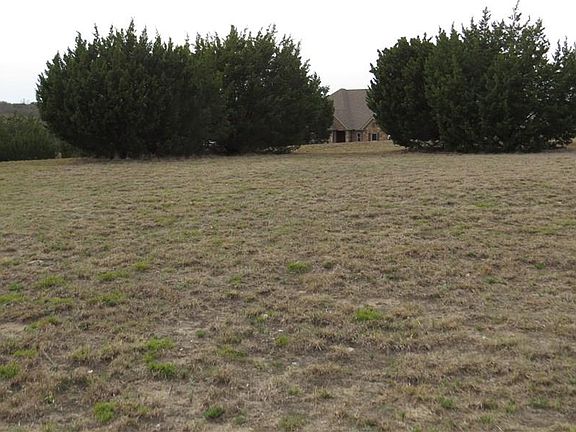 5th image of 161 Creek Bend Dr