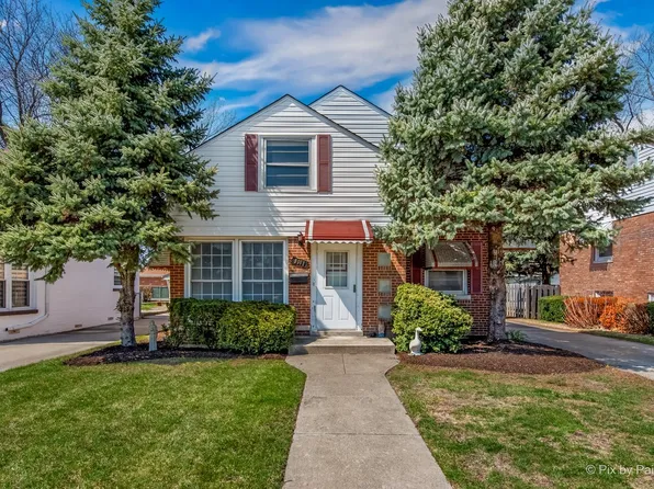 9008 Menard Ave, Morton Grove, IL 60053