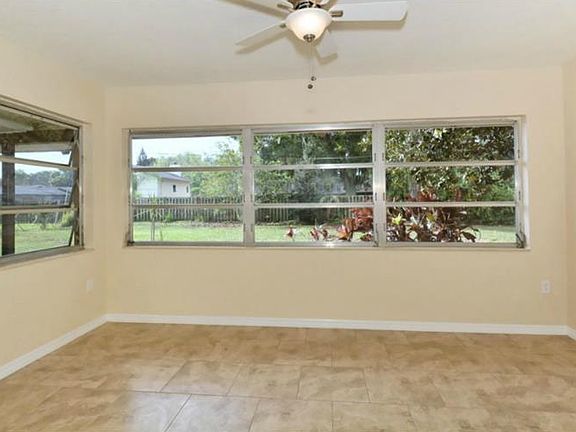 5th image of 2600 Belvoir Blvd