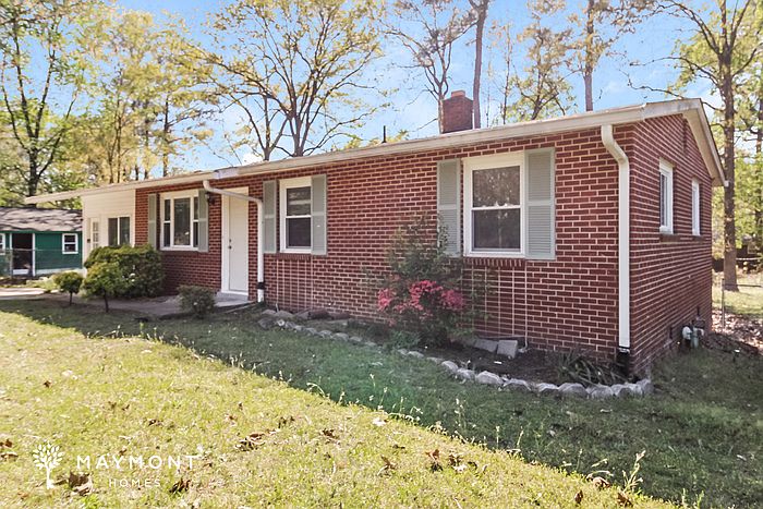 2nd image of 1633 Overhill Rd