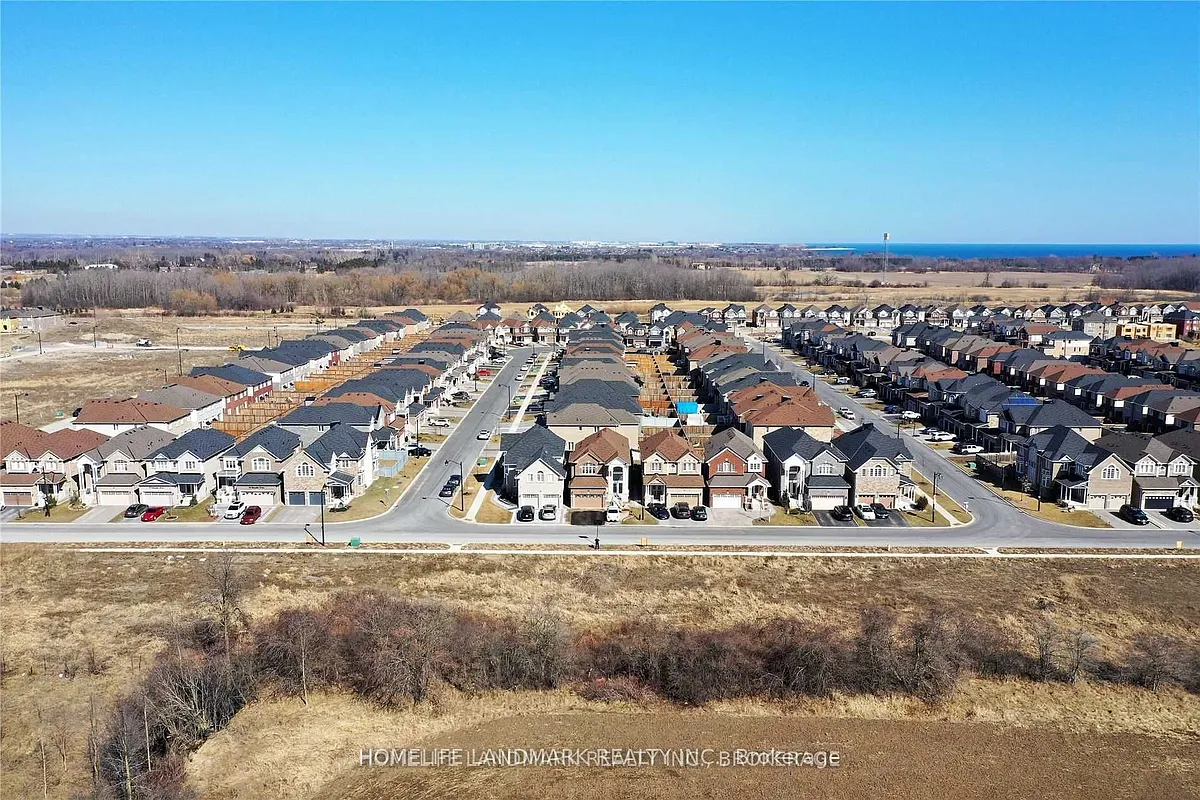 Building Photo - 65 Sharplin Dr