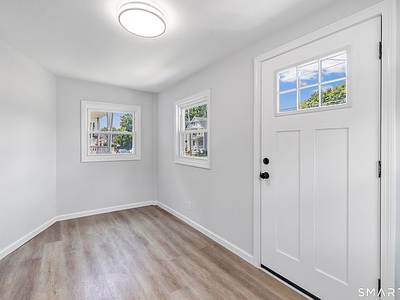 3rd image of 41 Burritt Avenue