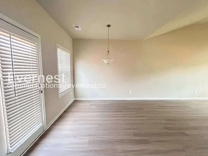 106 Culver St — Photo 10