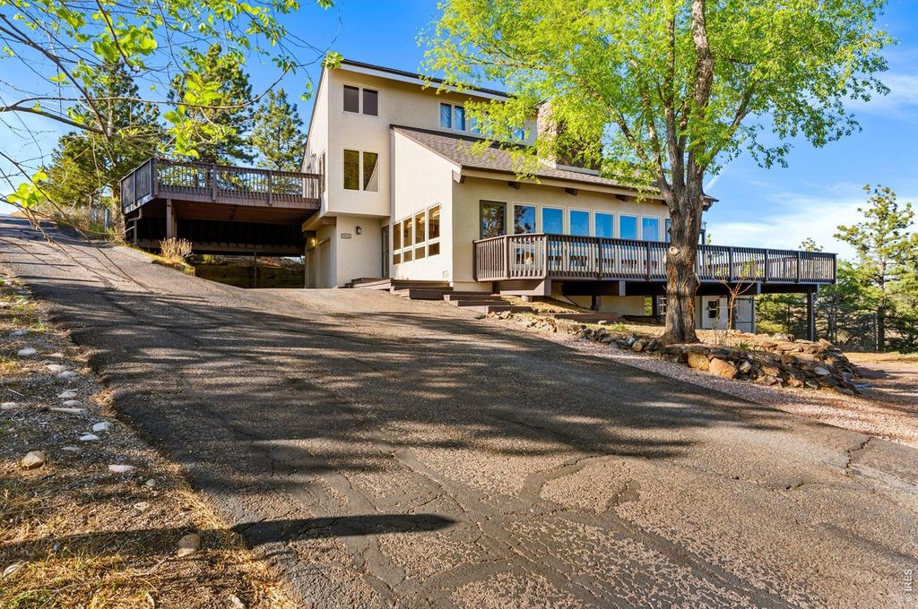 3514 Horsetooth Cliffs Way