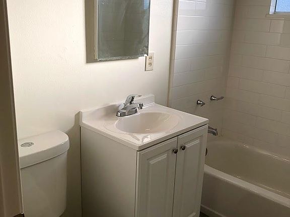 4th image of 1748 Duvall Dr