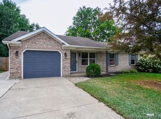 2609 Whitehorse Vale Dr, Jeffersonville, IN 47130