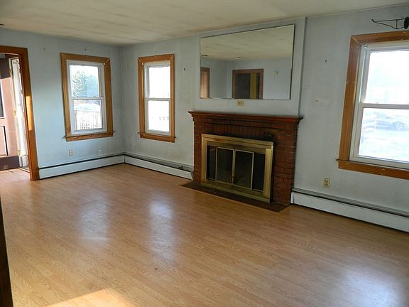 5th image of 18 Murphy Rd