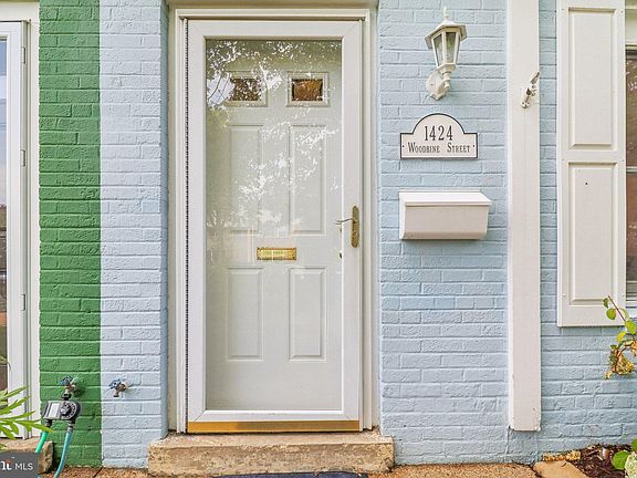 4th image of 1424 Woodbine St