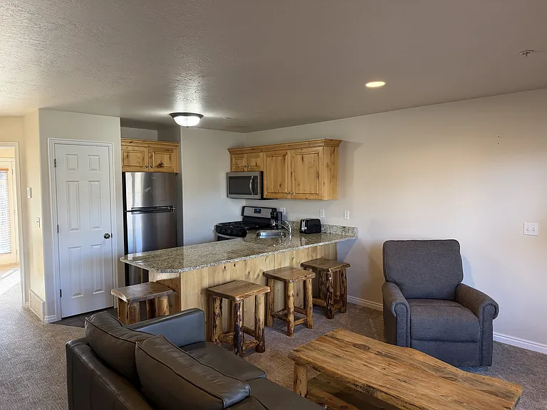 3612 N Huntsman Path #611 — Photo 4