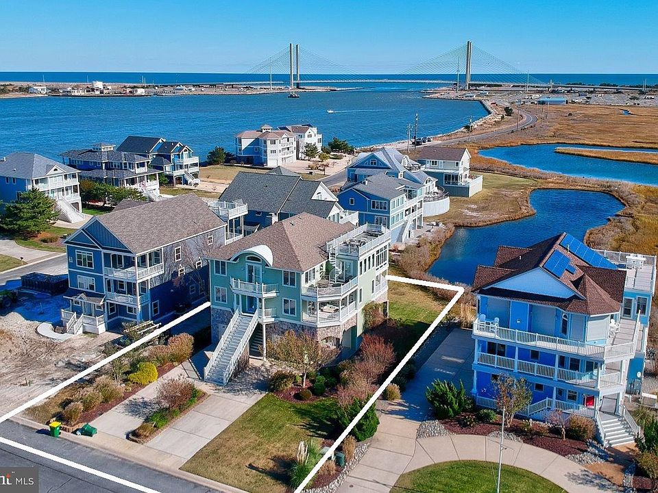 1st image of 16 S Shore Dr N