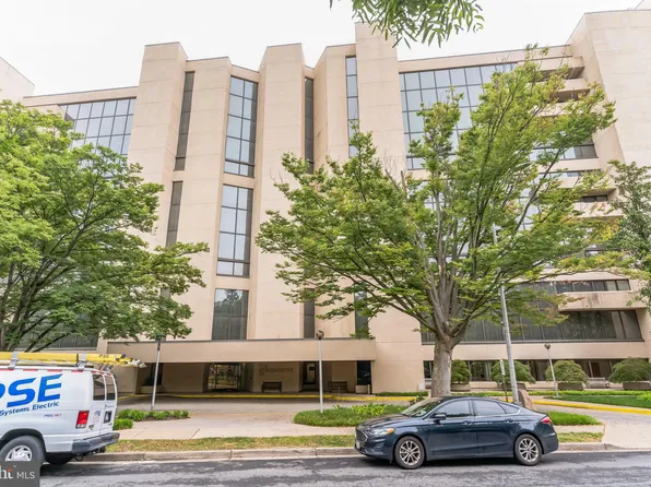 1101 S Arlington Ridge Rd APT 617, Arlington, VA 22202
