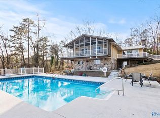 5885 Georgia Mountain Rd, Guntersville, AL 35976