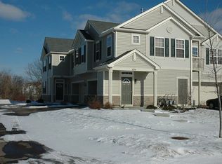 636 Arbor Cir, Lakemoor, IL 60051