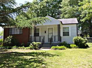 408 18th Street Pl SW, Hickory, NC 28602