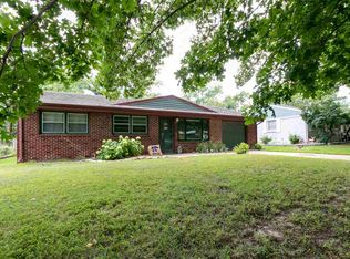 2509 Hobbs Dr, Manhattan, KS 66502