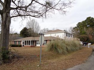 4 Bergen Rd, Summerville, SC 29483