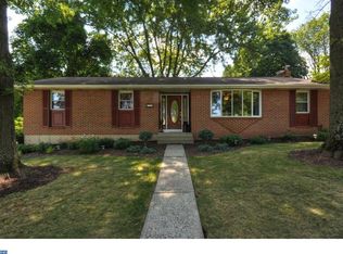 17 George St, Douglassville, PA 19518