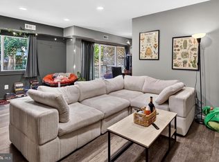 Yorktowne Square Condo, Falls Church, VA 22042