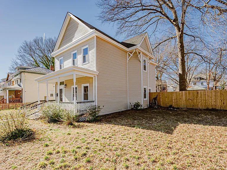 3122 2nd Ave — Photo 5