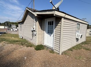210 W Spring St, Covington, TN 38019