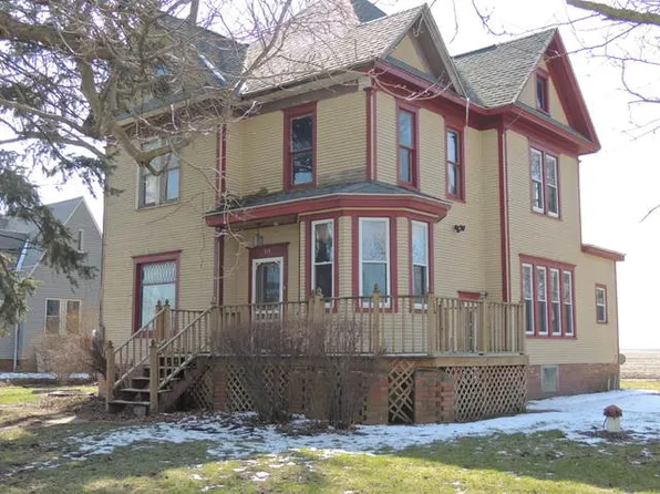 301 S Main St, Dana, IL 61321