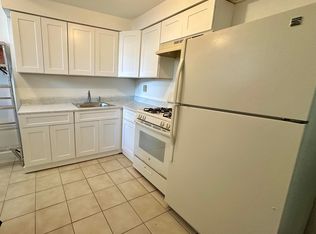 95 Green Valley Rd #2, Staten Island, NY 10312