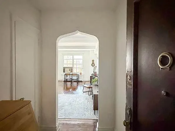 200 West 108th Street image 10 of 13