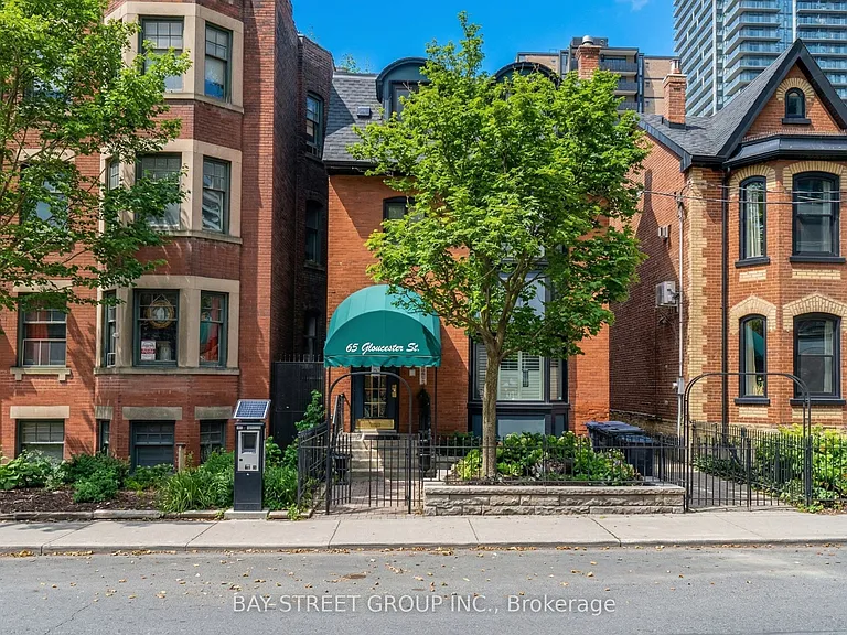65 Gloucester St #4 — Photo 4