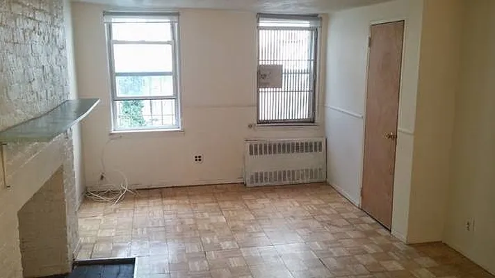 Rented by Downtown Mgt & Realty LLC | media 16