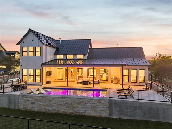 1100 Creekview Cv, Strawn, TX 76475