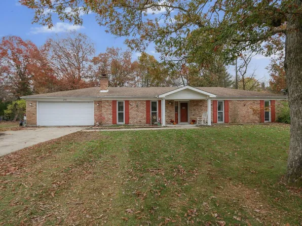 219 9th Ave NW, Demotte, IN 46310