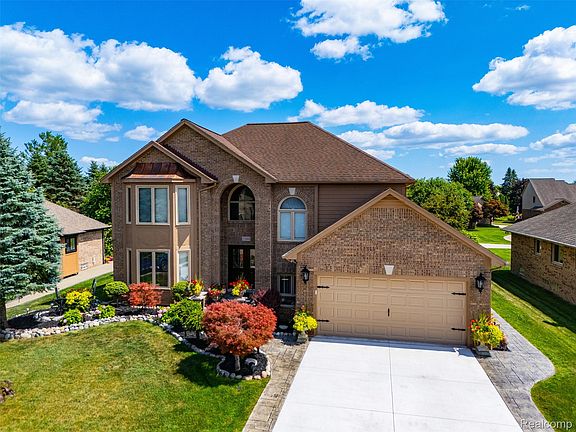 2nd image of 52844 Karon Dr