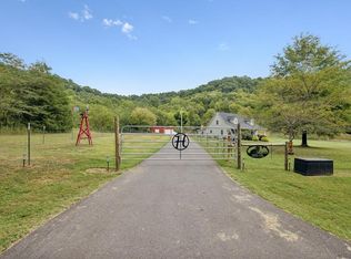 6 Rose Ln, Elmwood, TN 38560