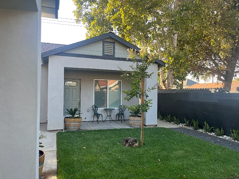 6310 Ventura St #1 photo 1
