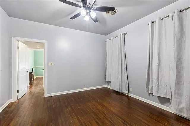 902 Main St — Photo 16