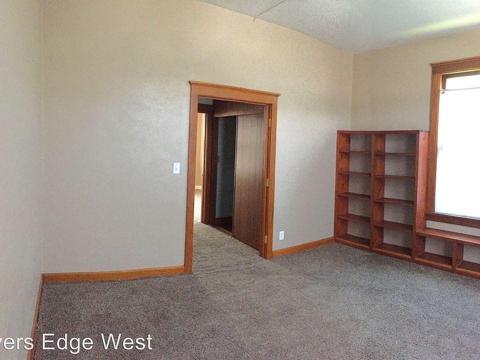 1st image of 220 W Washington St APT C
