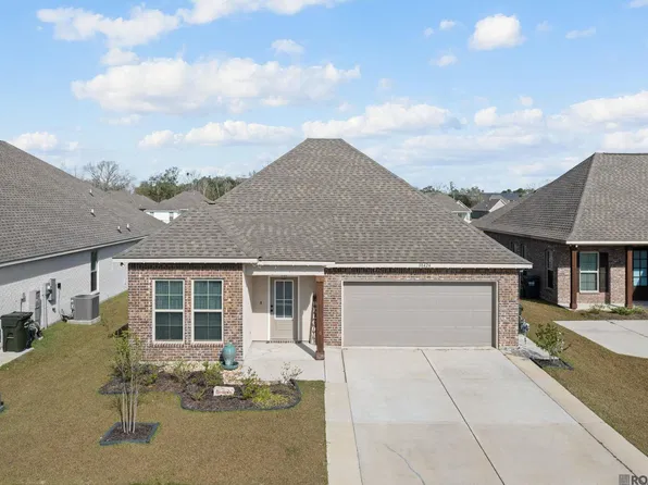 38424 Parliament Dr, Prairieville, LA 70769